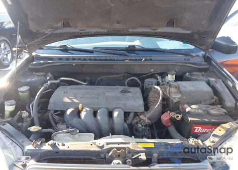 2004 Toyota Corolla Le z USA, uszkodzony, nr VIN 2T1BR32E24C272425